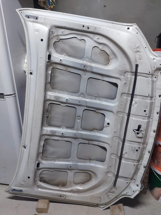 Toyota Lend Cruzer Prado 150 капот