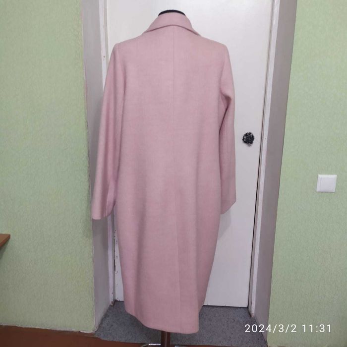 пальто женское розовое