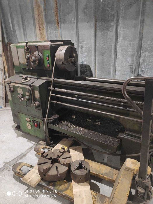 Универсален струг