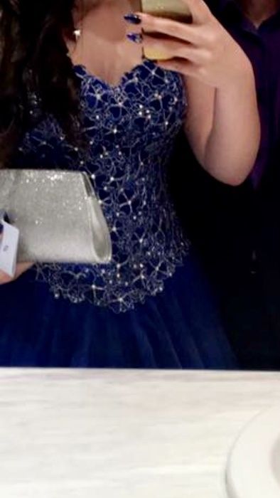 Бална рокля