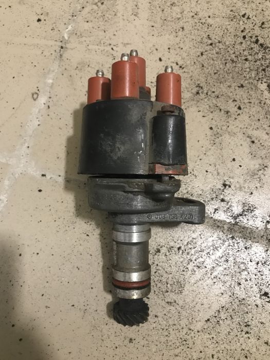 Запчасти на мерседес 190