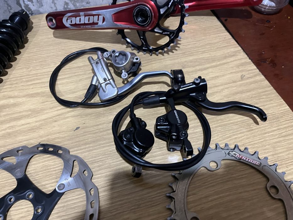 Dh части за колело гуми,спирачки,шиш,диск,шок,курбели