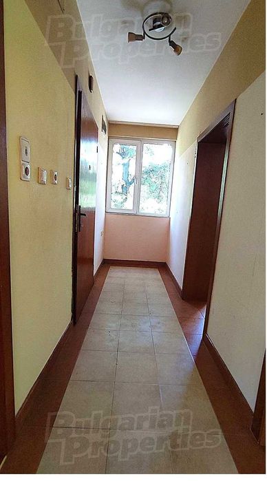 Продавам апартамент