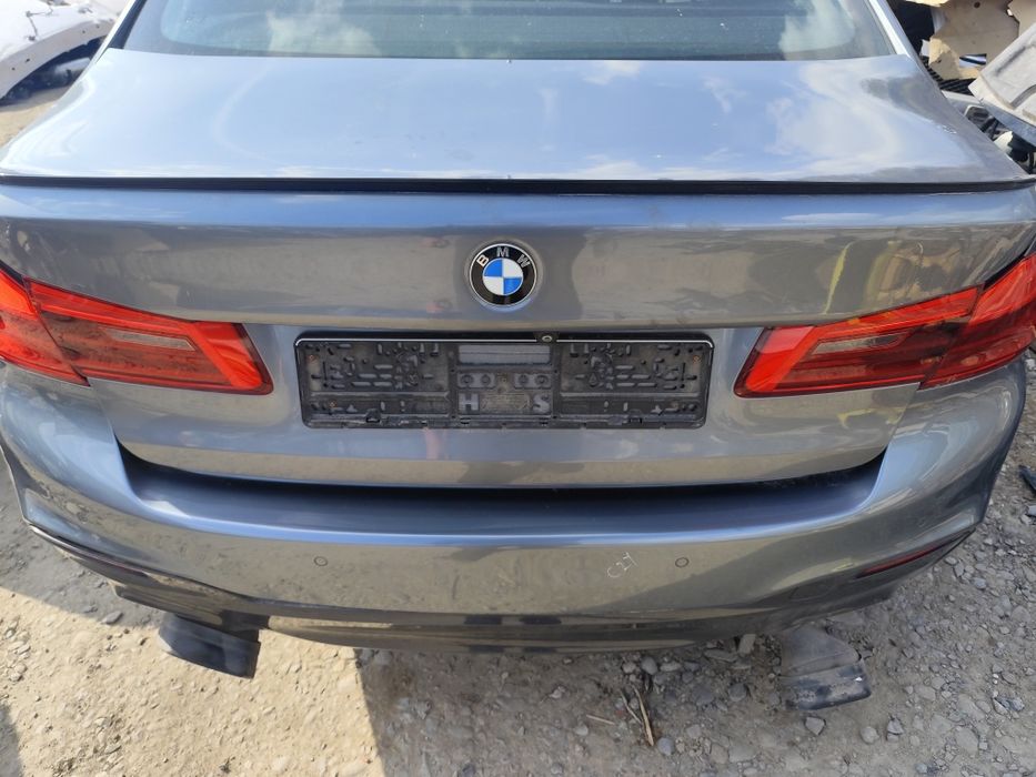 Elemente spate BMW G30 seria5 Bara M, stop capota spate evacuare dubla