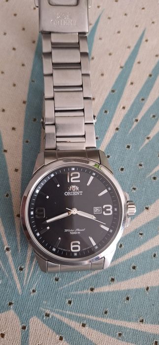 1 Ceas Fosssil  si 1 ceas Orient