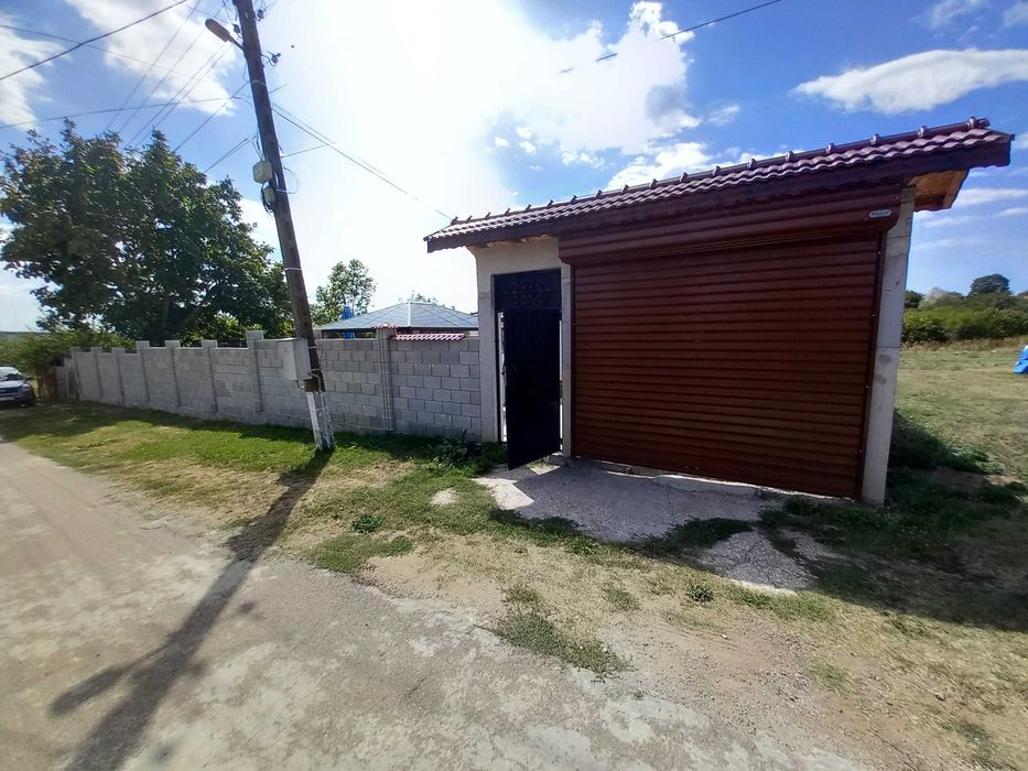 Продава се Къща в с. Малък Поровец, Област Разград - 96 кв.м за 2084 €/кв.м - Снимка #8