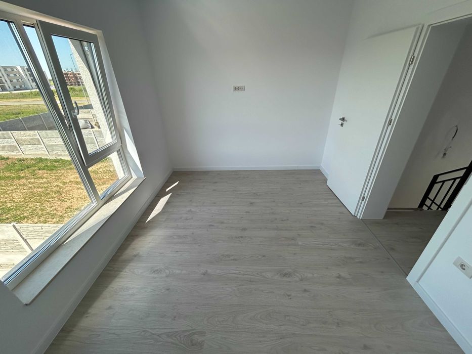 DEZVOLTATOR vand duplex cu 3 dormitoare, 0% comision Poremo Imobiliare