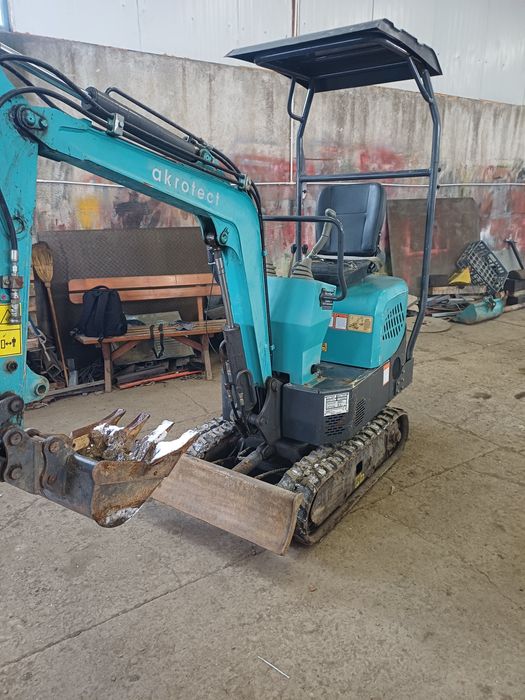 Miniexcavator Akrotect AK 08