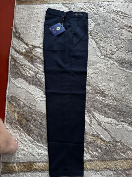 Новые кросовки 35,36рр новые брюки