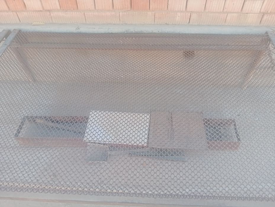 Кровать железная