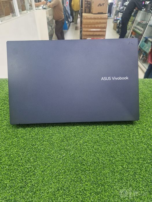 Asus vivobook i7 12700H 16/512 xolati ideal aybi yo‘q