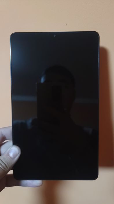 Planshet sotiladi!!!