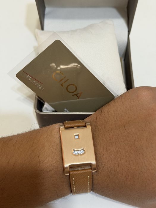 стильные кварцевые часы