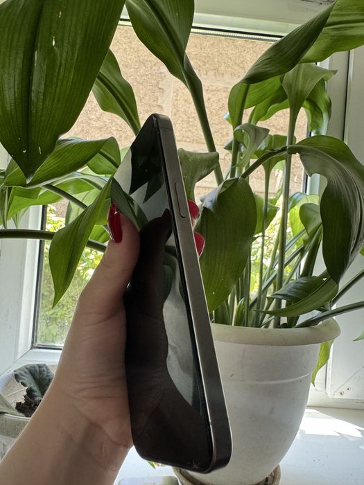 Продам IPhone 15 про макс