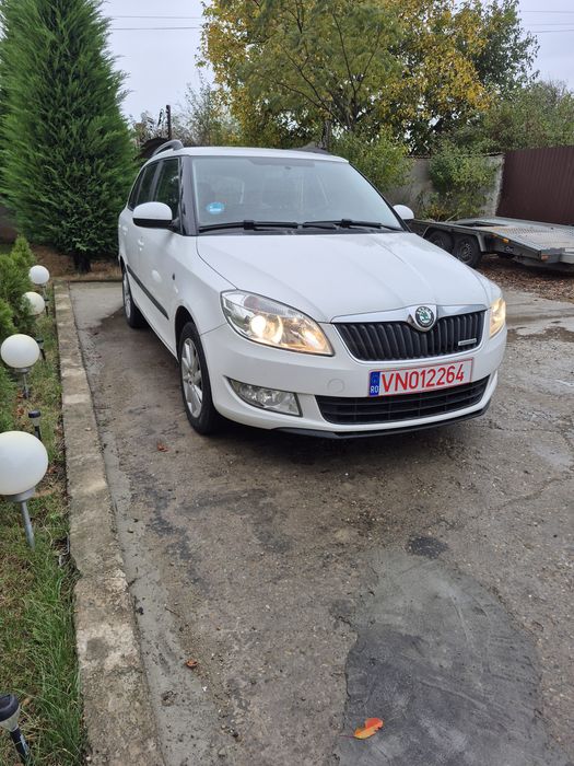 SKODA Fabia 2012 — imagine 5