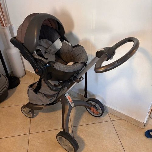 Детска количка Stokke V