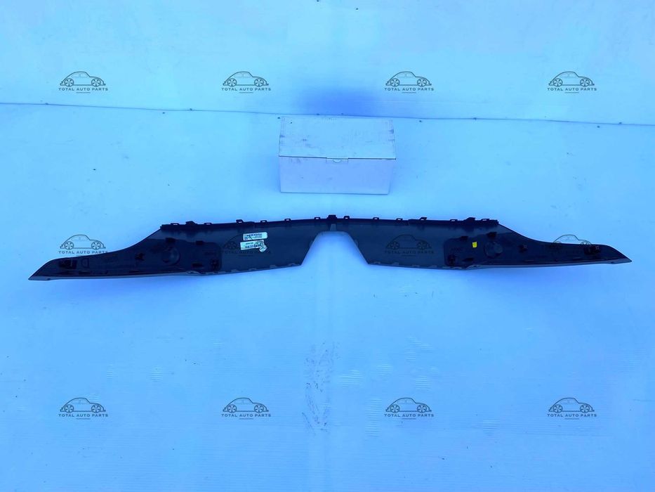 Grila spoiler bara fata Renault Megane E tech noua originala Renault