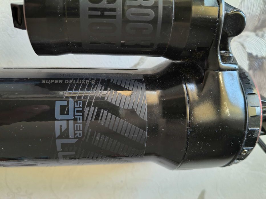 Rockshox super deluxe 230х65