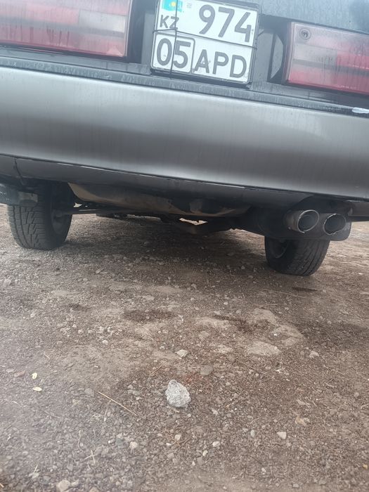 Продам срочно  машину