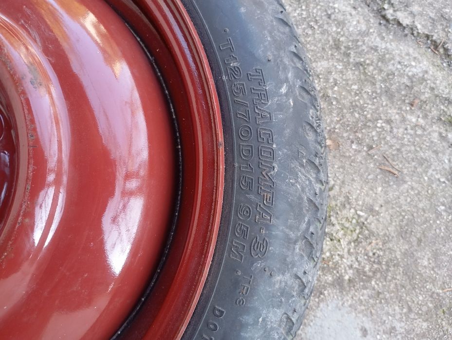 Резервна гума (патерица)