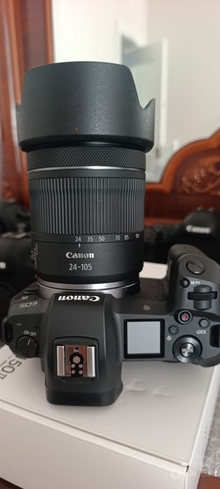 Canon EOS R+Canon RF 24-105 F4-7.1  IS STM