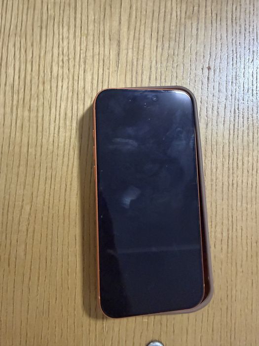 Iphone 17 pro max orange