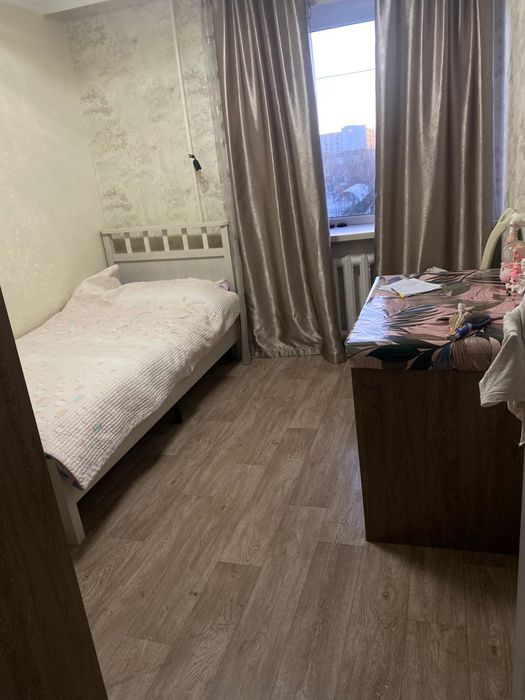 Продаётся  трёхкомнатная квартира