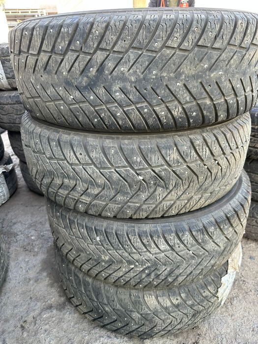 Yokohama 245/70r16