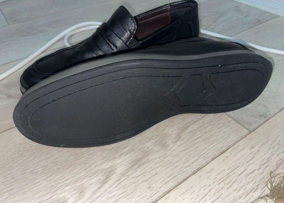 Продам мужские мокасины 39