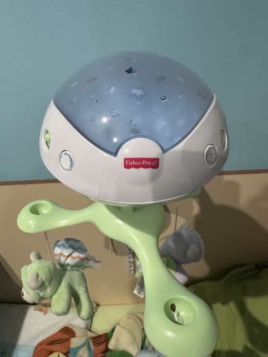 Музикална въртележка Fisher price 3в1 проектор
