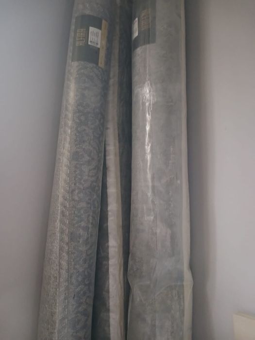 Продам ковры новые 2/3