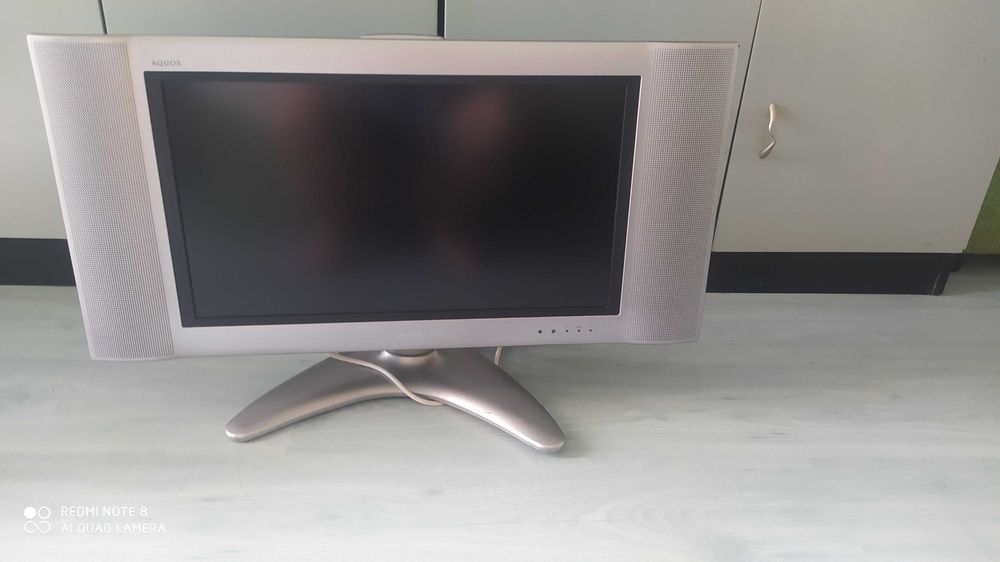 12V Телевизор 21" за къмпинг, каравана