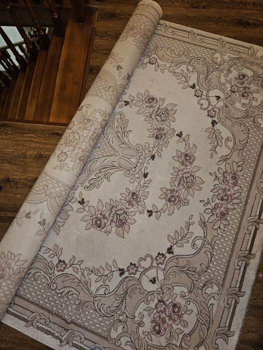 Продам ковёр 2,5×3,5