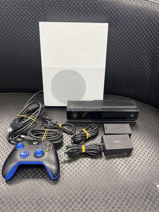 XBox One S 1TB + Kinect Camera Full accesorii Garantie