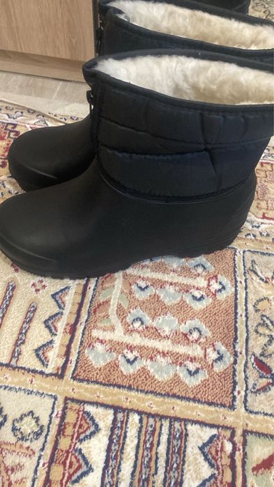 продам галоши, сапоги на весну