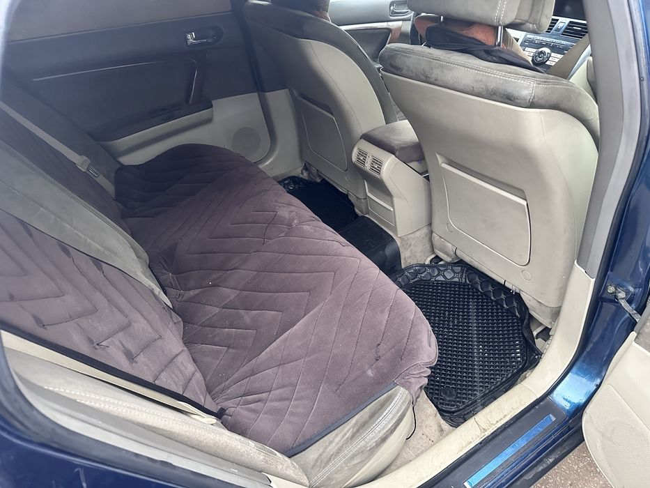 Продам срочно ниссан теану есть торг