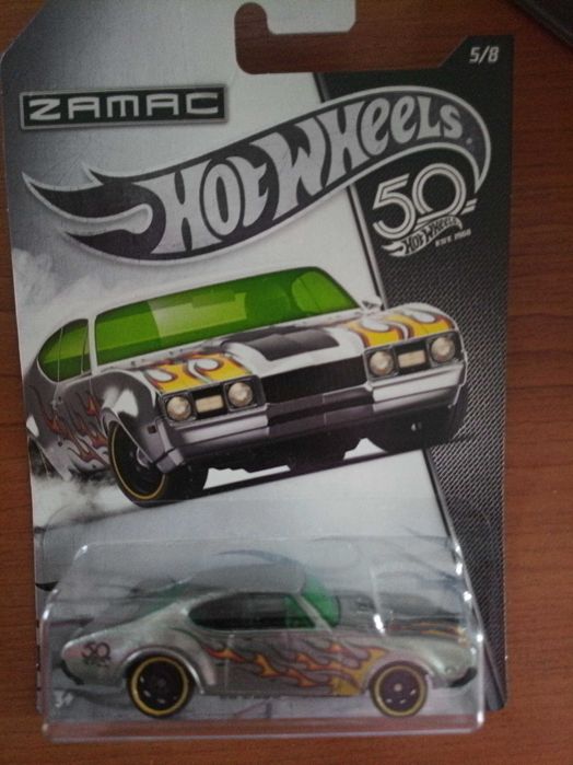 Нов! 1:64 OLDS 442 Hot Wheels 50th Anniversary Zamac
