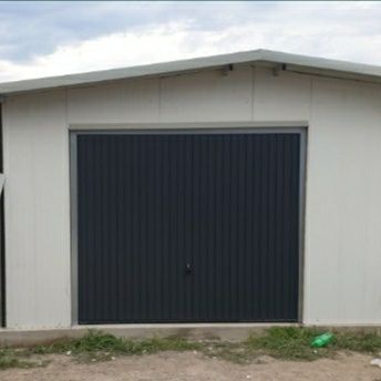 Garaje pe structura metalica