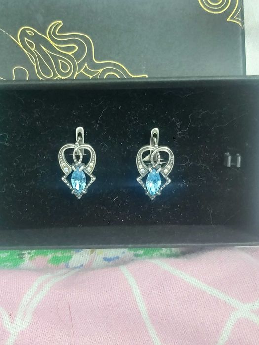 Сережки серебрянные