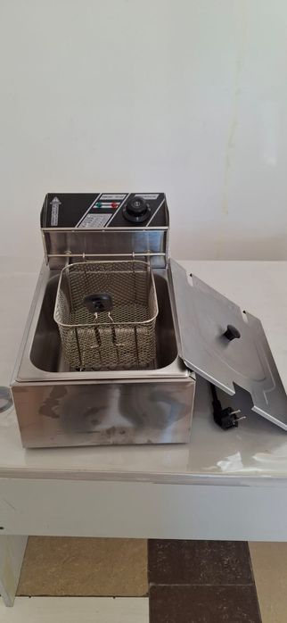 Продам фритюрницу пользовались 1 раз