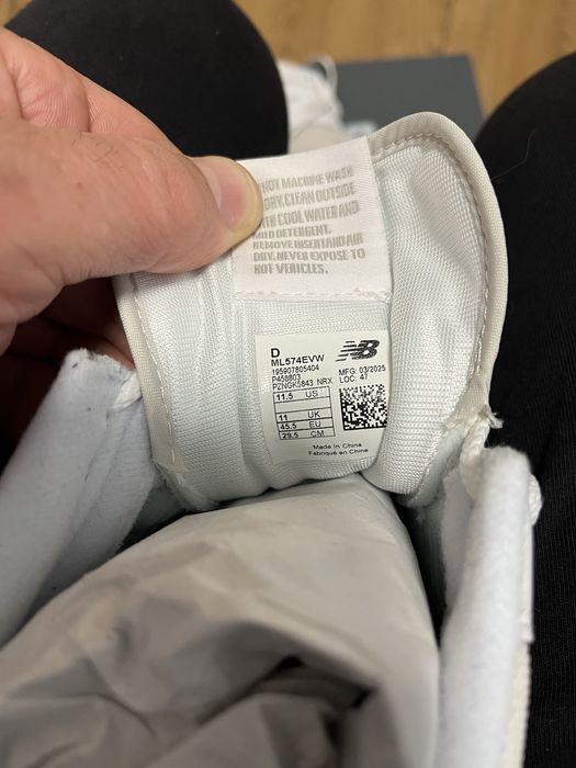 New balance 574classic!!!нови 45,5 размер