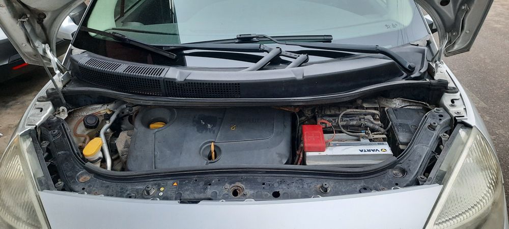 Renault scenic 1,5 diezel, 180 mi km, un propietar de noua, impecabila