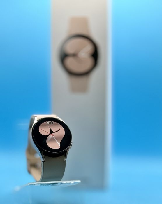 Смарт часовник Samsung Galaxy Watch 4, 40 mm, Pink gold