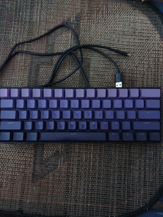 Клавиатура 60% red-switch