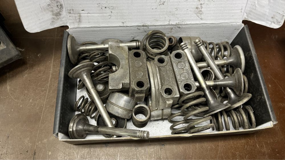 Продам ГБЦ фольксваген, ауди 1.8