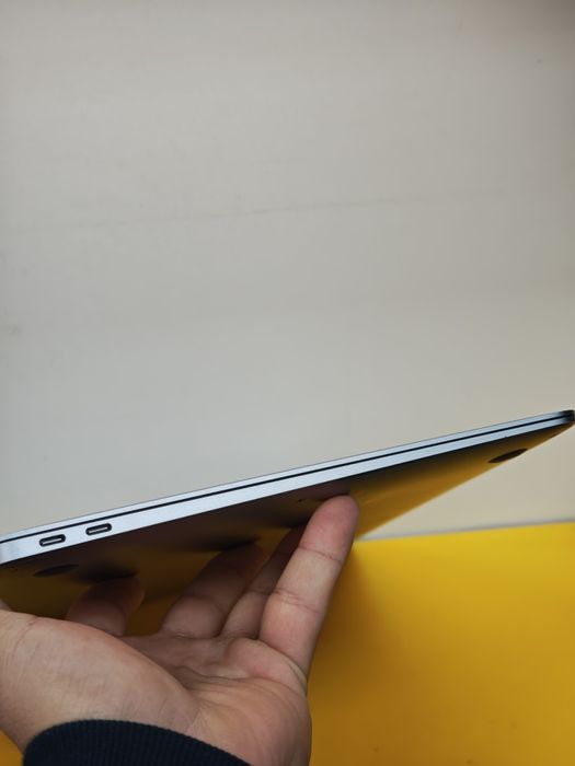 Mac Book Air i5 2019