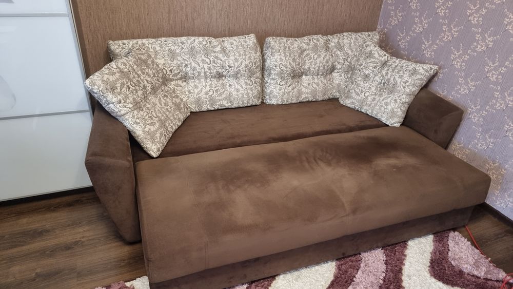 Продам диван в отличном состоянии