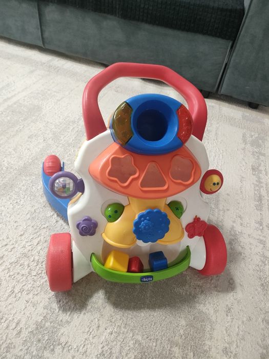 Толокар - каталка фирмы Chicco (ходунки)