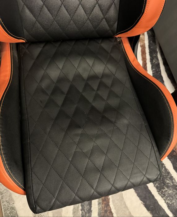 Armor S Cougar gaming chair