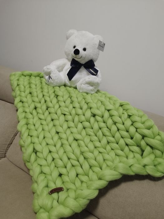 ново, ръчно направено одеяло от 100% мериносова вълна